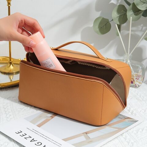  Travel Makeup Bag with Handle and Divider, Portable Large  Capacity Travel Cosmetic Bag Waterproof Makeup Organizer Bag,  Multifunctional PU Leather Makeup Bag Opens Flat Toiletry Bag for Women  (Brown) : Beauty