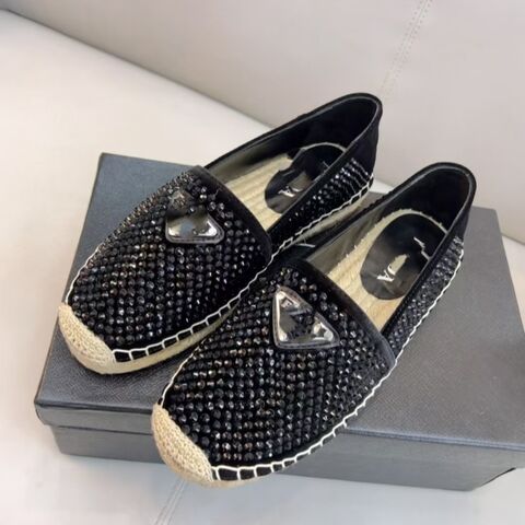 Guangzhou Wholesale Men Loafer Shoes Leather Casual Shoes Replicas - China  Replica Shoes and Designer Shoes price
