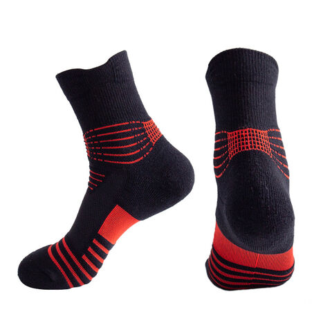 Sportsocken Mid-Tube Frottee Anti-Reibungs-Basketballsocken Outdoor Trainings-Mesh-Schweißsocken