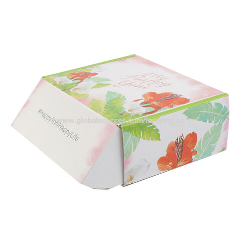 Gift Box Designer Cake - Avon Bakers