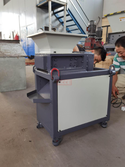 Mini Shredding Shredder Chassis 1000 Shredder Box Shredder Case with a Set  of Blades - China Shredder, Crusher