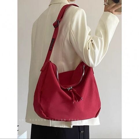 Hand-Held Plush Big Bag Female New Trendy College Students in Class,  Large-Capacity Versatile One-Shoulder Tote Bag Commuting - China Women Bags  and Ladies Bags price