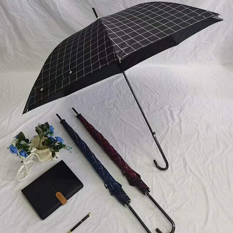 Le Gentleman, grand parapluie