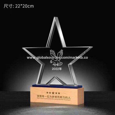 Cadeau d'affaires de verre personnalisé Trophée Métal en plastique cristal  de verre acrylique Award trophée avec une base vierge trophée de cristal -  Chine Trophée de verre et trophée de cristal prix