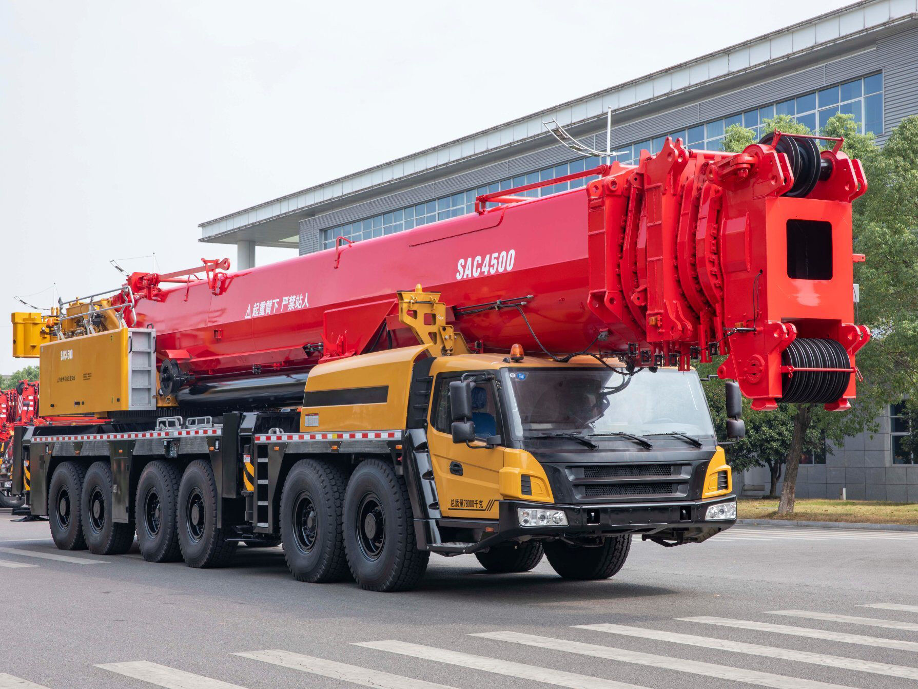 Buy Wholesale China Chinese Famous Brand 300 Ton Lift Crane All Terrain ...