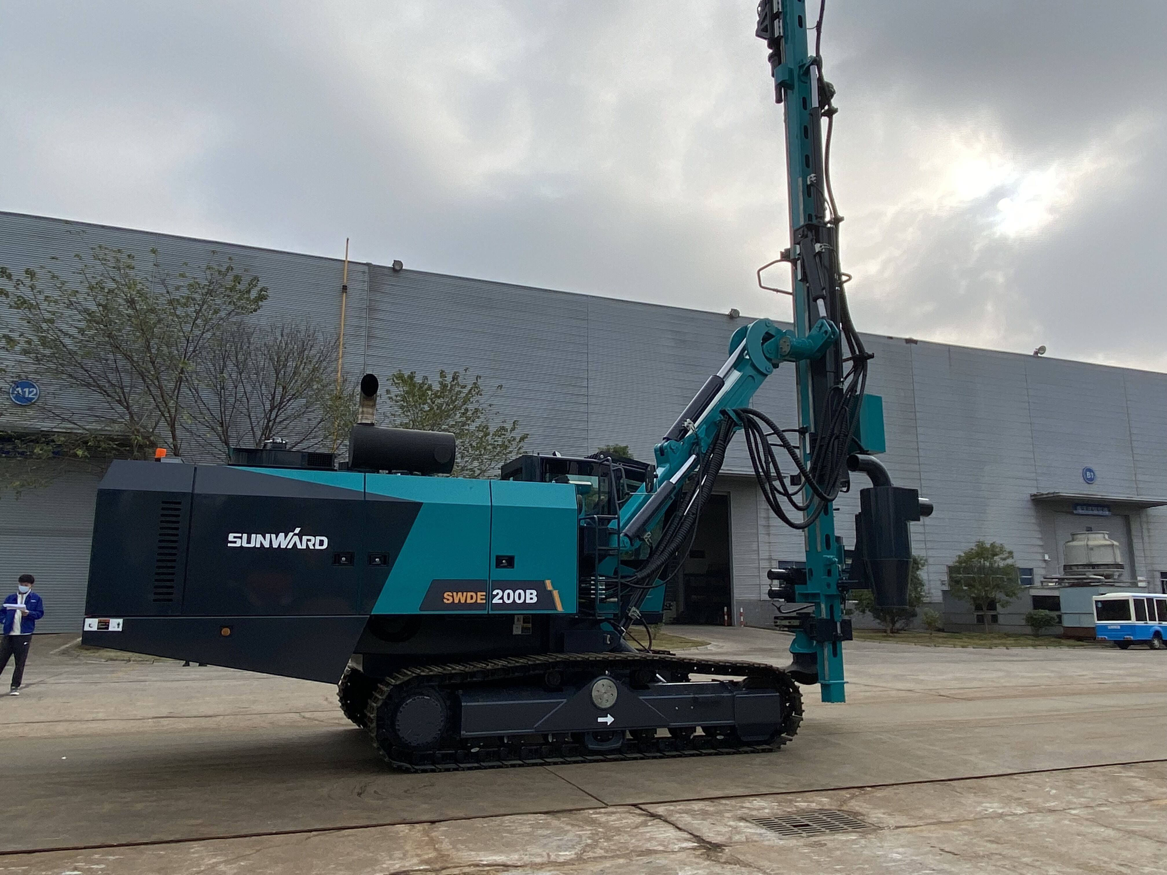 Sandi Rig Buy Wholesale China Sunward Factory Price Integrated Down-the-hole ...