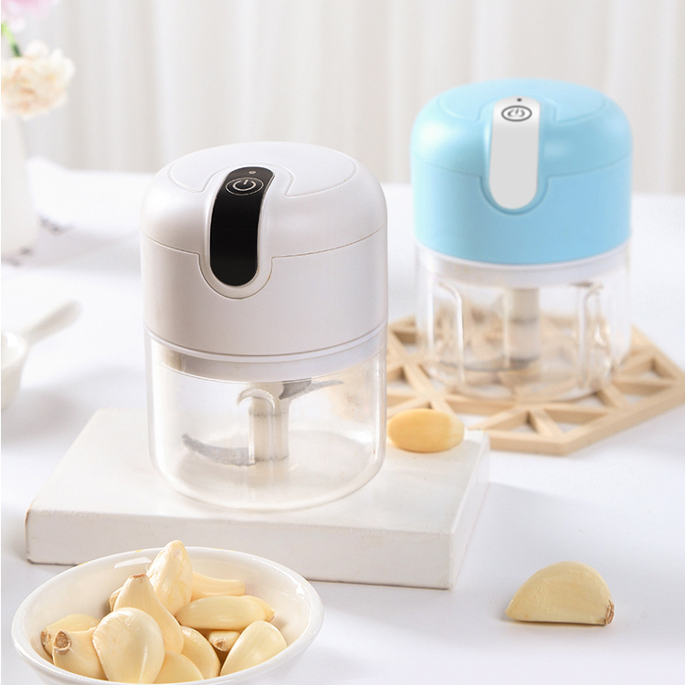 Wholesale Kitchen 250ml Electric Mini Garlic Chopper Portable Wireless ...