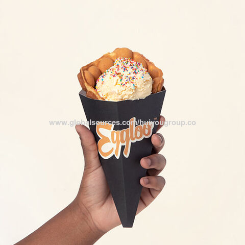 Caja de Alimentos Precio de Fábrica Maíz Huevo Bubble Waffle Embalaje de Papel Triangular Para Llevar Snack Huevo Waffles Patatas Fritas Caja de Embalaje Con Logo