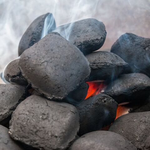Carbón de Coco Duro para Shisha. Carbón de Briquetas de Coco de Alta Calidad. Carbón para Barbacoa/carbón de madera dura para venta al por mayor.