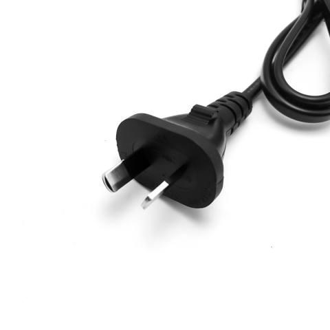 Internationales C13 C14 auf C5 C7 Winkel-Netzkabel mit austauschbarem Stecker-Kit 180 Grad US UK EU AU/NZ