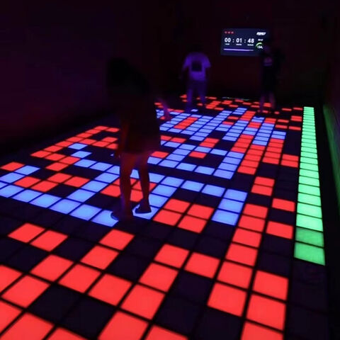 Sistema de piso LED interactivo para juegos de interior 30x30cm, juego de escuadrón, piso LED personalizado para juegos, juegos de equipo para interiores, proveedores de fábrica