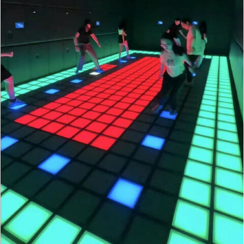 Sistema de piso LED interactivo para juegos de interior 30x30cm, juego de escuadrón, piso LED personalizado para juegos, juegos de equipo para interiores, proveedores de fábrica