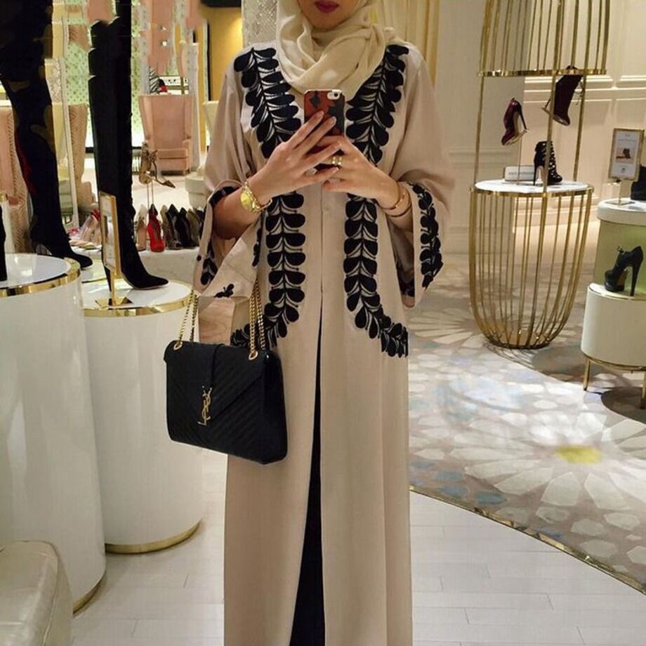 Buy Wholesale China 2023 Wholesales Hot Sale Islamic Beige Print Long  Sleeve Arabic Jalabiya Muslim Open Front Abaya Clothing Manufacturers Turkey  & Muslim Embroidery Dress at USD 11.1