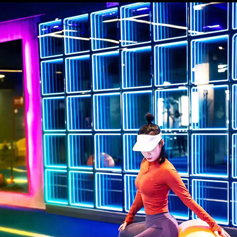Meilleur prix Nouveau plancher de danse à LED miroir infini 3D, scène de danse à LED, panneau de danse à LED, lumière de danse à LED