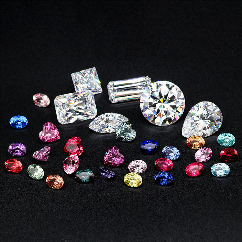 Loose-Moissanite.jpg