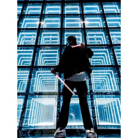 Meilleur prix Nouveau plancher de danse à LED miroir infini 3D, scène de danse à LED, panneau de danse à LED, lumière de danse à LED