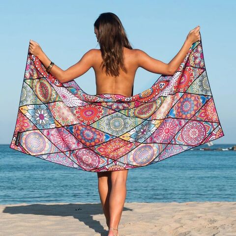 Toalla de Playa de Microfibra de Ante con Sublimación Personalizada de Secado Rápido para Verano, Libre de Arena, Hecha de Plástico Reciclado con Logo