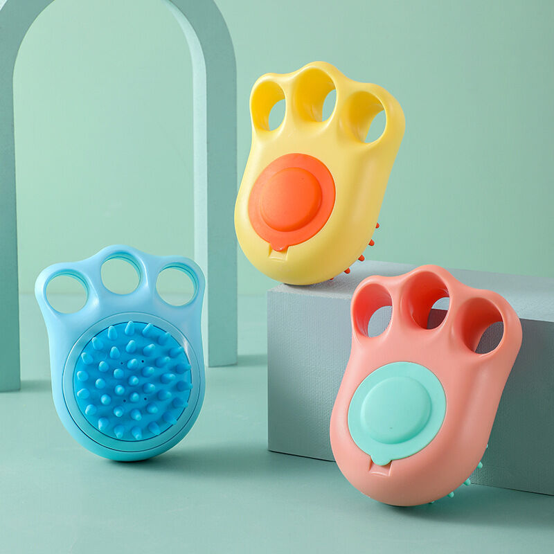 Hot Sale Paw Design Pet Bath Brushes Massage Shampoo Dispenser Cat