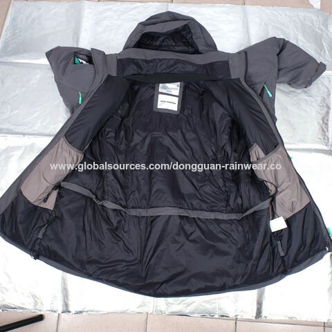 Veste extérieure imperméable grise de haute qualité avec le rembourrage