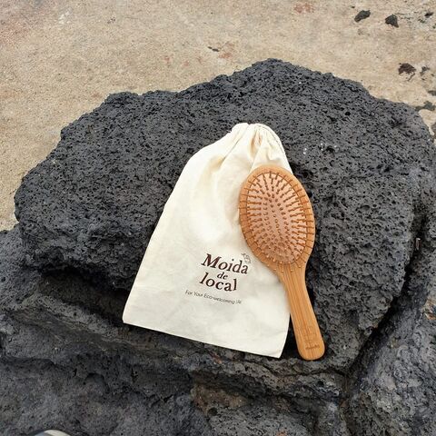 Escova de cabelo de bambu ecológica personalizada da fábrica, pente de cabelo com logotipo personalizado, escova de cabelo desembaraçadora de madeira