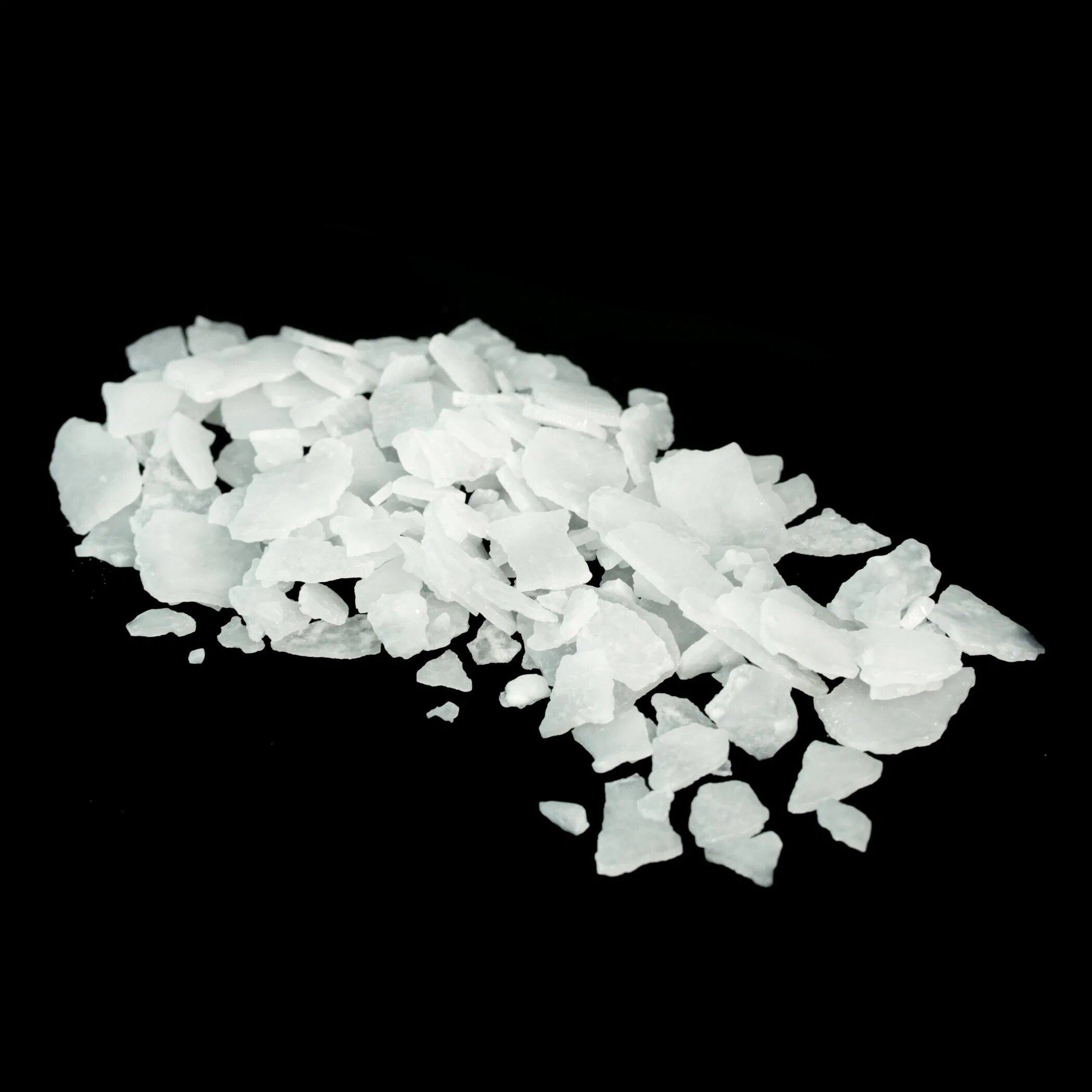 Industry Grade 99% Flakes Caustic Soda/Caustic Soda Flakes CAS No.  1310-73-2 Naoh - China Caustic Soda, Sodium Hydroxide