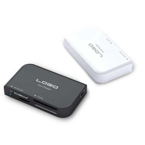 Lector de tarjetas USB 3,0 multifunción de aluminio para formatos SD, XD, MS, TF, M2 y CF