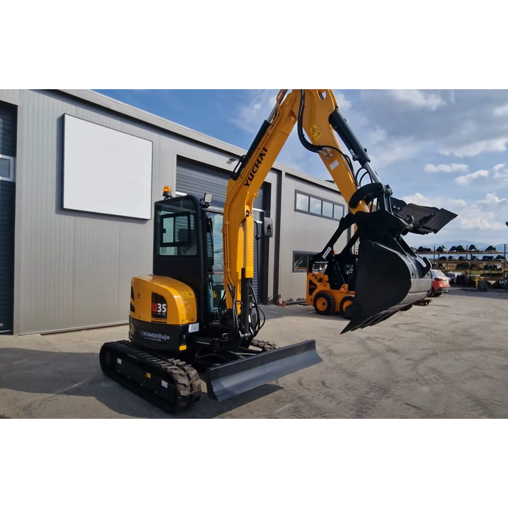 Buy China Wholesale Yuchai Mini Excavator 3.5 Ton U35 Stage 5 ...