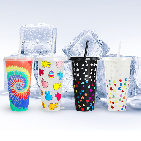 Nouveauté Saint-Valentin 2025 : Gobelet thermosensible 710 ml avec paille, changeant de couleur au froid. Plastique PP simple couche. Tasse à café de Noël.