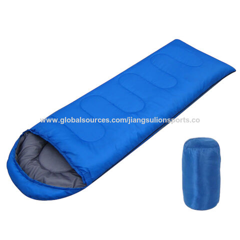Tragbarer 3-Jahreszeiten-Schlafsack für Camping, komfortabel und leicht