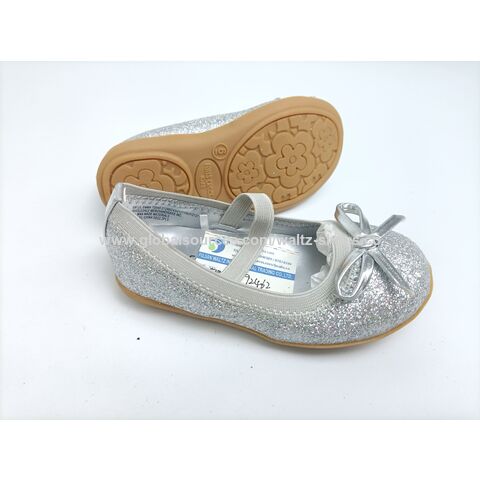 Sapatos clássicos de vestir para menina, confortáveis sapatilhas de bico fino estilo Slip-on, fáceis de calçar e descalçar e confortáveis.