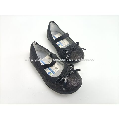 Sapatos clássicos de vestir para menina, confortáveis sapatilhas de bico fino estilo Slip-on, fáceis de calçar e descalçar e confortáveis.