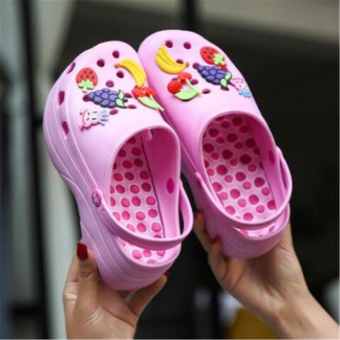 Sabots à semelle épaisse en gros, sandales à talons hauts d'été, pantoufles sabots, sandales mignonnes pour filles