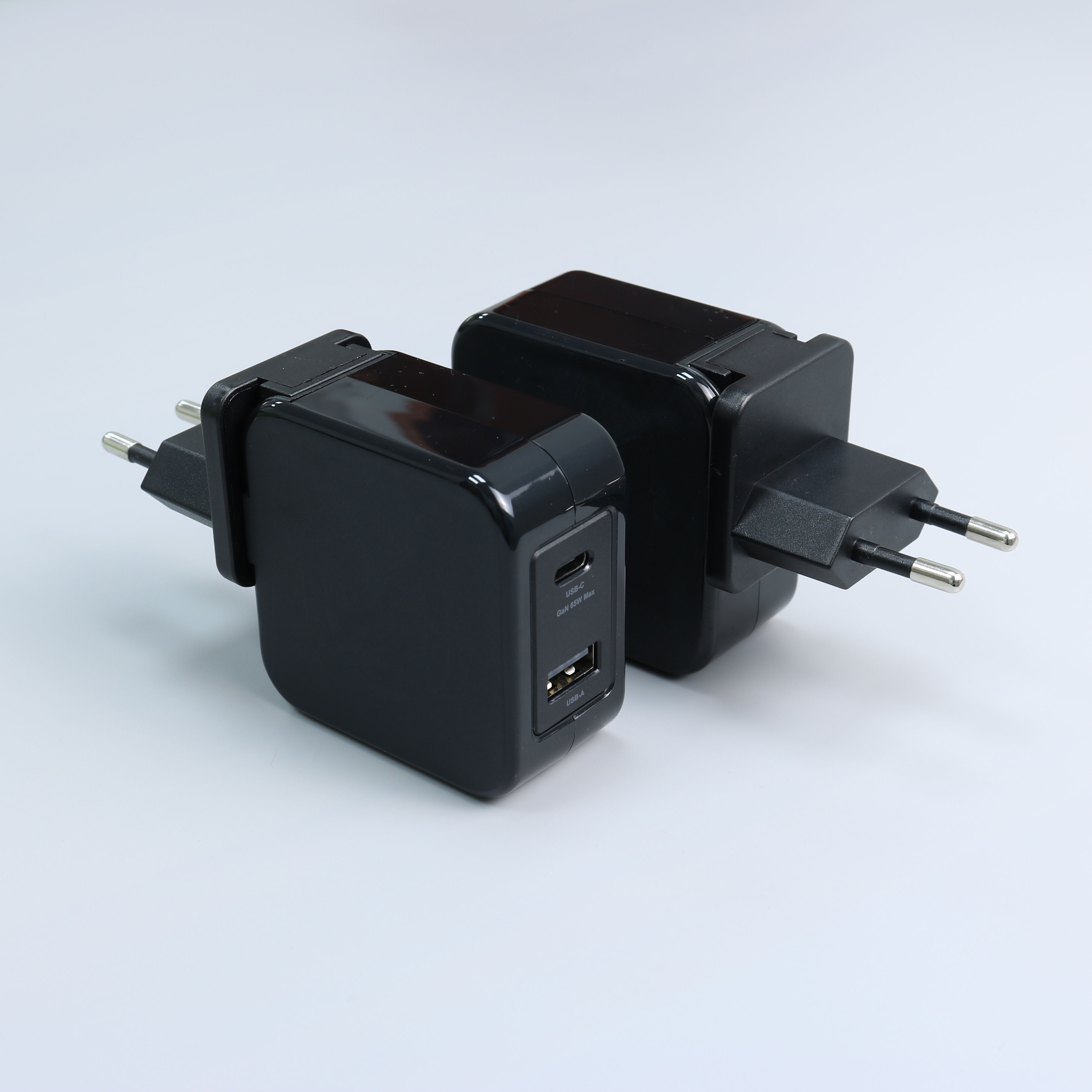Oem Odm Foldable Gan Pd65w Wall Charger With 1 Type-c+1 Usb-a Ports ...