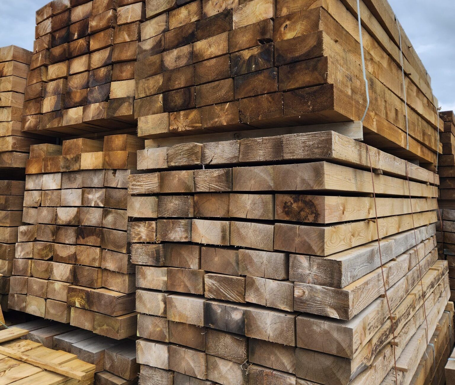 Planks Sawn Wood Timber Pine Spruce Planed Lumber Kiln Dried Wooden ...