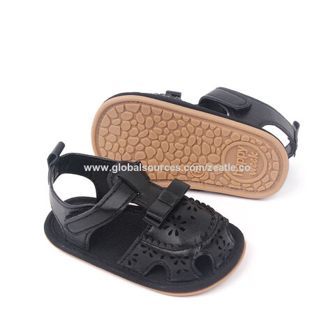 OEM Été Bébé Garçons Filles Sandales Cuir PU Antidérapant Creux Nouveau-né Premiers Pas