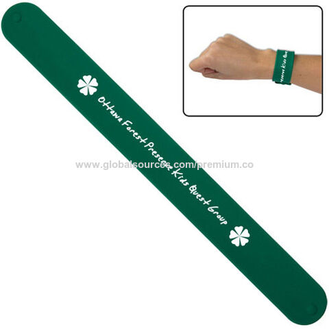 Bracelet à claque en silicone avec logo personnalisé, Bande à claque en silicone avec règle, Divers coloris disponibles