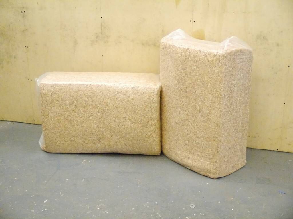 Pine Wood Shavings For Horse Bedding/pine Sawdust For Horse / Pine Wood ...