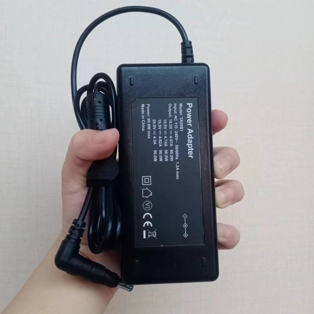 Universal Desktop Laptop Ac Power Adapter 90w 15v/5a 16v/5a/18.5v/4.87a ...