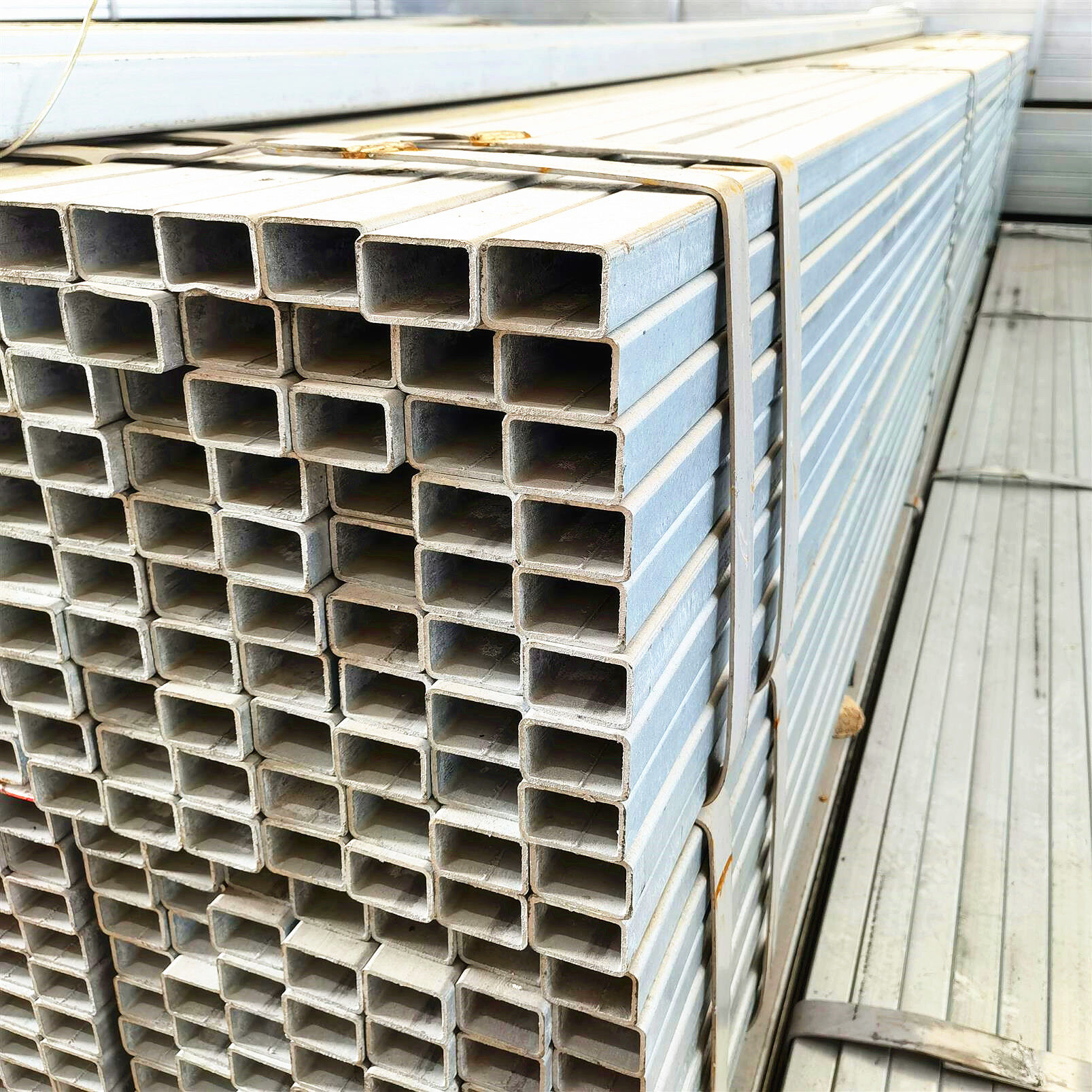 Hot Sale Zinc Coating Steel Pipe Dx51d Hot Dipped Galvanized Steel