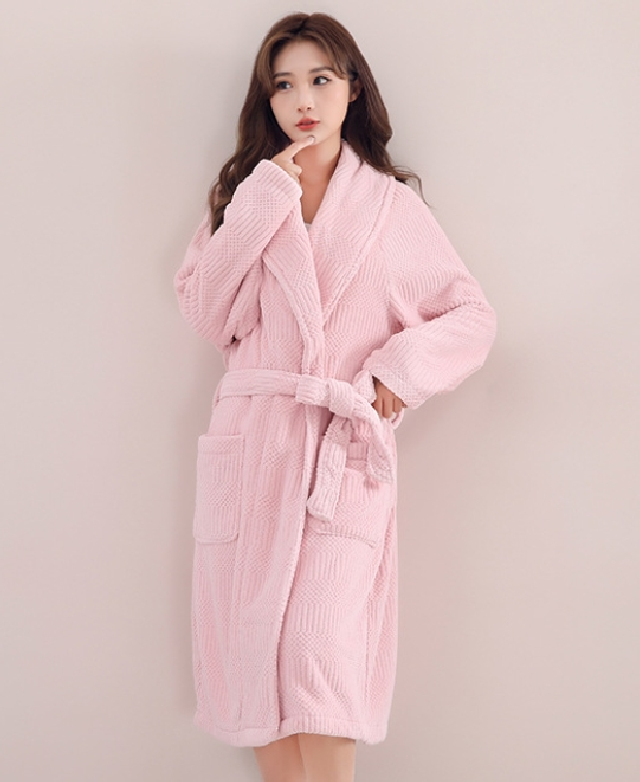 Best Selling Women's 100polyester Jacquard Bath Robe Expore China
