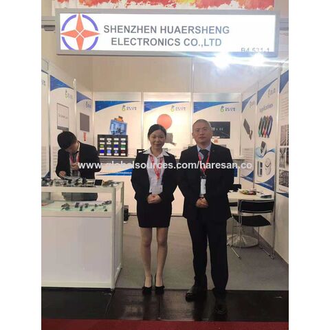 شاشة OLED مربعة مقاس 1.5 بوصة بدقة 128 × 128 ونسبة تباين عالية وواجهة SPI للأنظمة المدمجة. مثالية للتطبيقات الصناعية والتجارية.