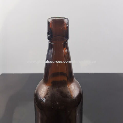 Garrafa de cerveja de vidro âmbar com tampa de rosca de 500ml
