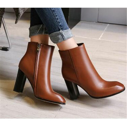 Modische Damen-Stiefel für Herbst und Winter