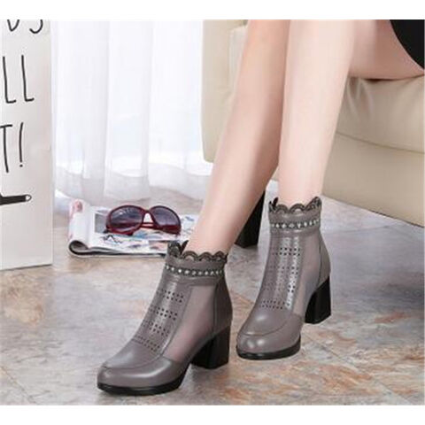 Modische Damen-Stiefel für Herbst und Winter