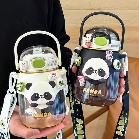 Lindo Vaso de Plástico de Gran Capacidad para Viajes, 820 ml - Popular Botella de Agua de Plástico con Dibujos Animados, Preciosa Panada, para Niños