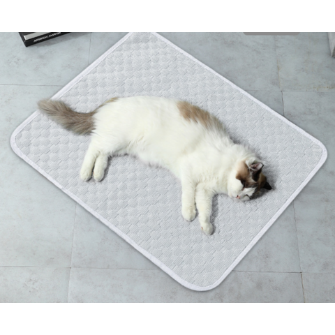 Sommer Kühlmatte für Haustiere, atmungsaktiv und wärmeisolierend, herausnehmbare und waschbare Matte, Schlafmatte für Katzen und Hunde, Rattanmatte