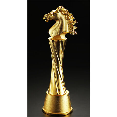 Troféu de Competição Metálico Comemorativo Personalizado em Promoção