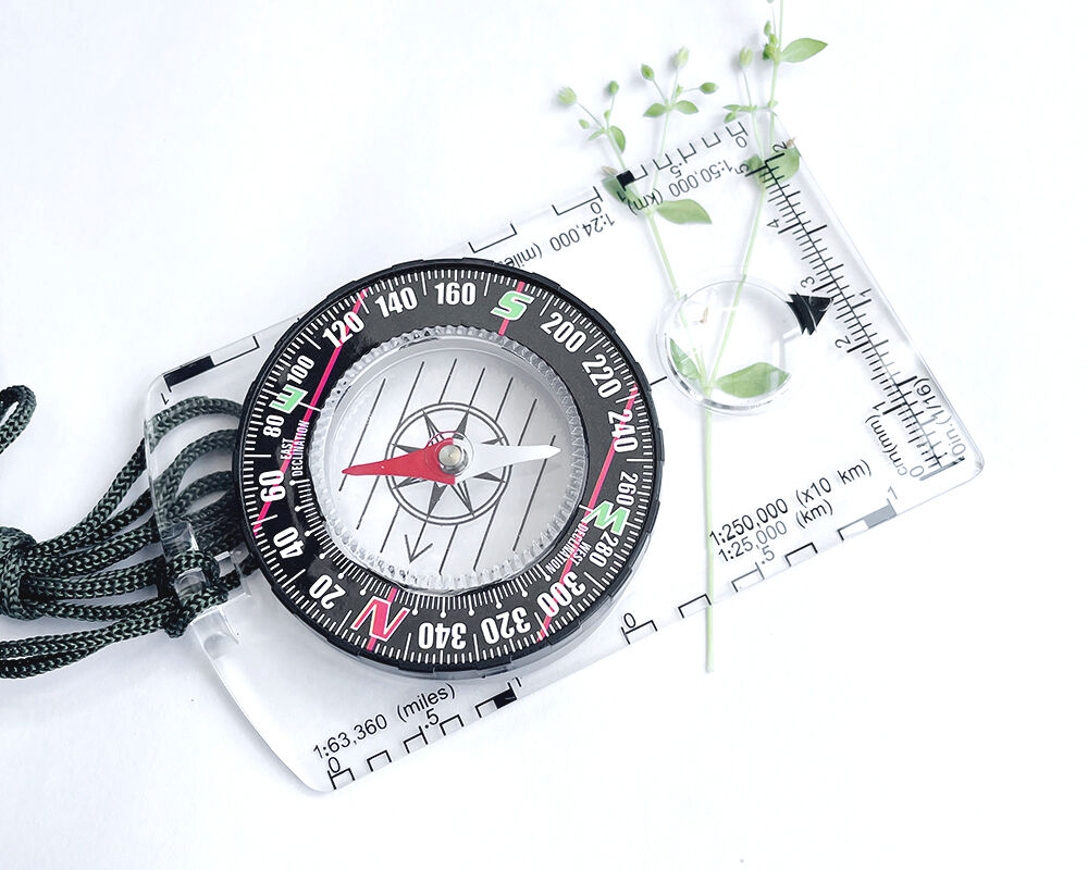 Achetez en gros Plaque De Base Magnétique Carte Enquête Boussole Avec Loupe  échelle Carte Règle Boussole Oem Couleur Logo Couleur Usine En Gros Chine  et Carte Magnétique De Navigation Compas D'orientation à, image size:1000x800