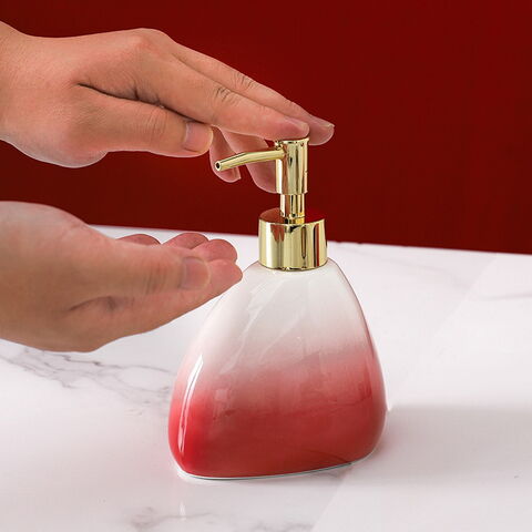Conjunto de acessórios de banheiro de cerâmica para hotel personalizado em porcelana: Copo de enxaguante bucal, porta-escova de dentes, saboneteira, dispensador