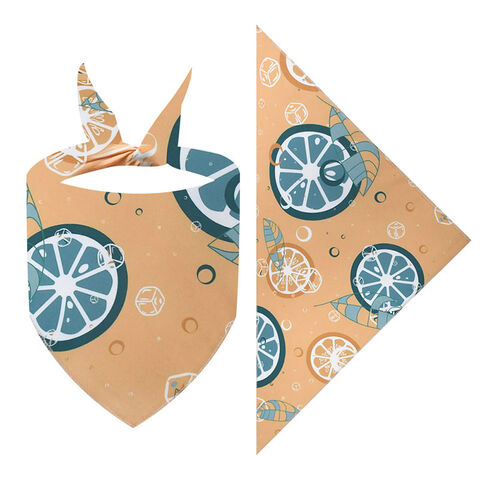 Vente chaude Serviette triangulaire pour animaux de compagnie mignonne de dessin animé Impression de polyester de fruits frais